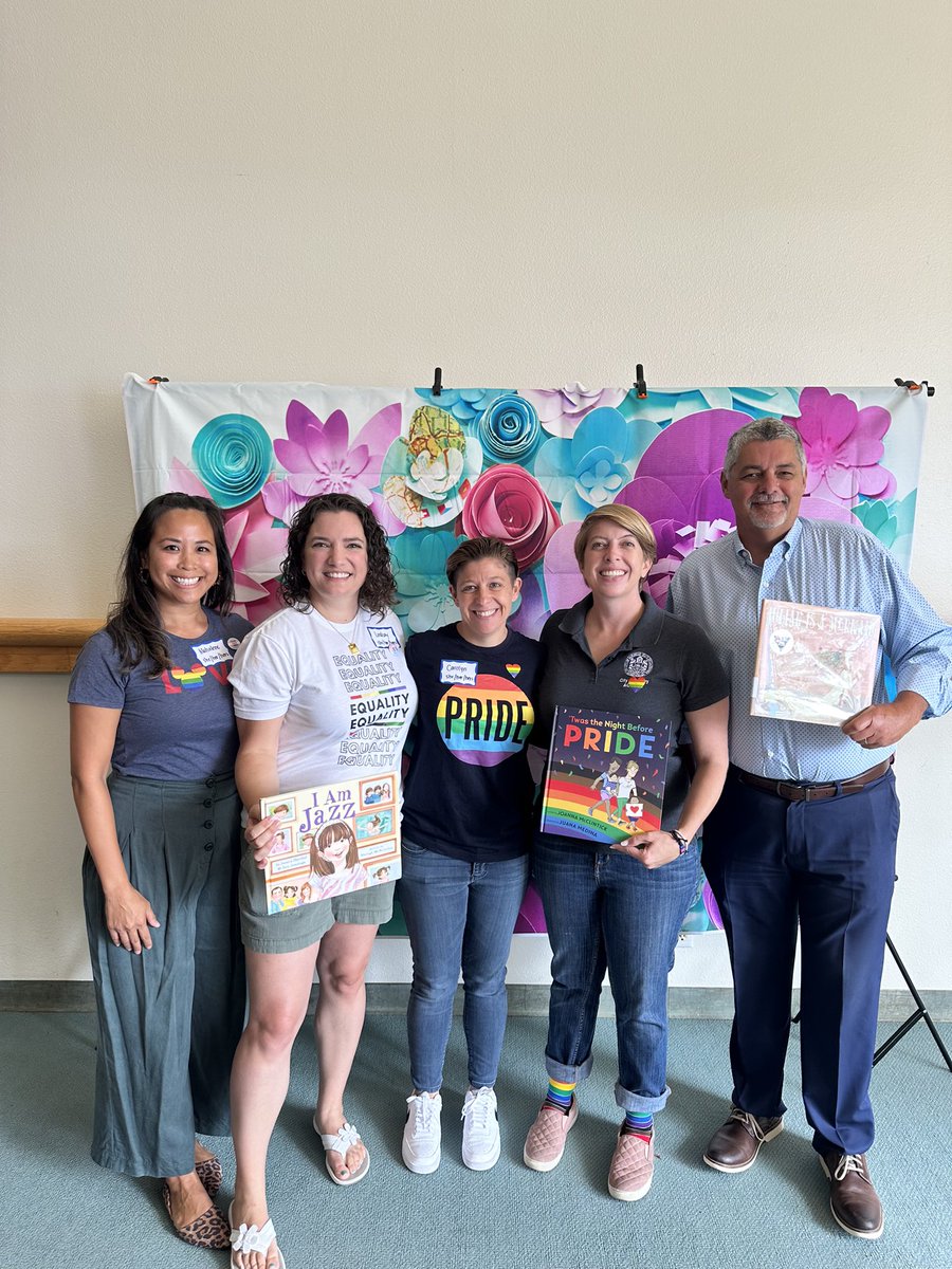 cm_vonwilpert's tweet photo. What an amazing time celebrating at the Rancho Peñasquitos branch library this morning! I love how much Pride we take in celebrating inclusion in our community. Huge thank you to PQ Equity for organizing this event! https://t.co/mDdKCnjTJ2