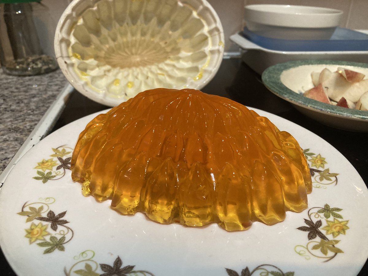 celiahart's tweet photo. Today’s experiment with a vintage jelly mould
#wibblewobble https://t.co/HJw6Ds3ucL
