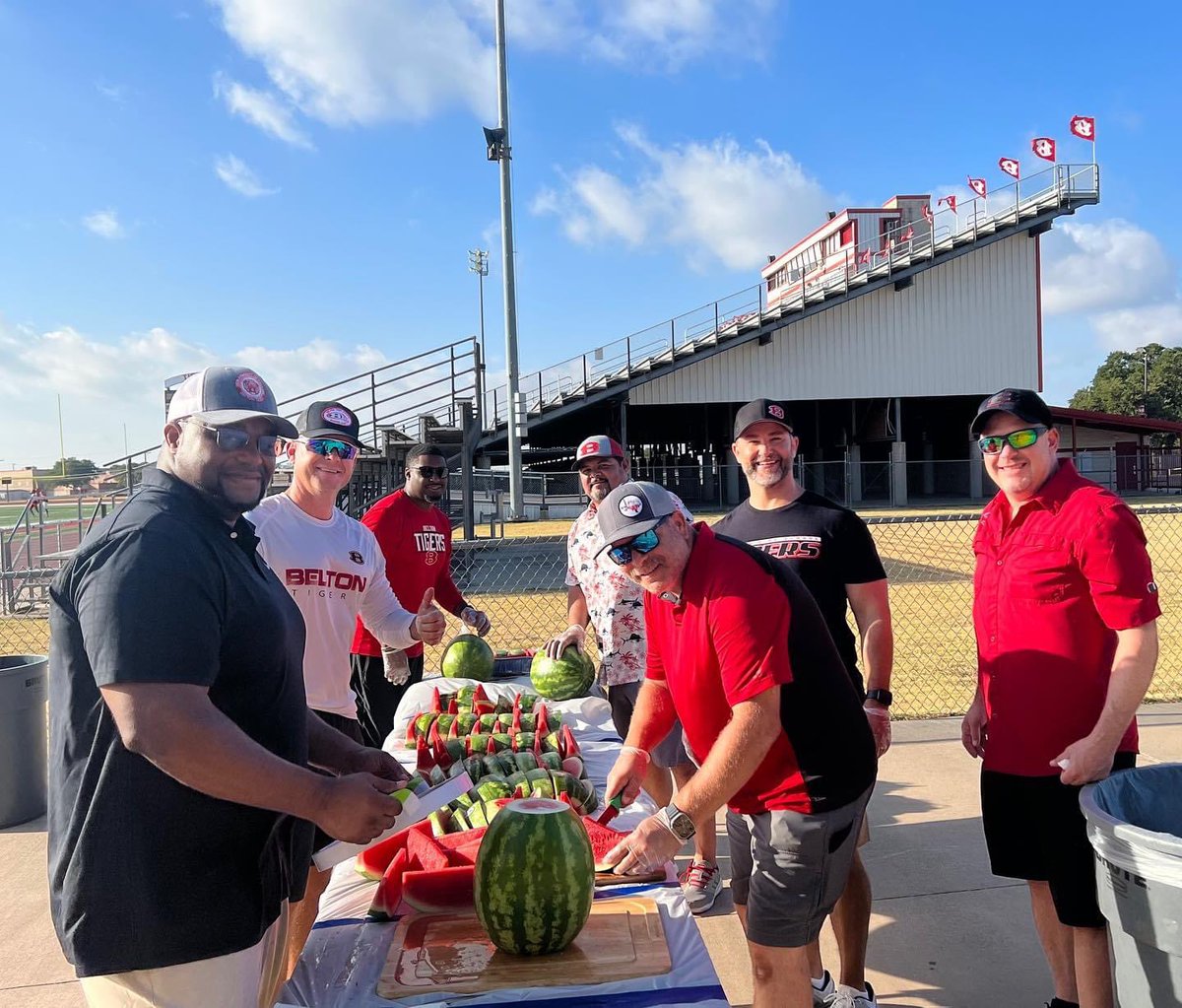 🍉 Tiger Dads’ Watermelon Tradition 🍉
Perfectly sliced watermelon hit the spot after all of the Tigers’ hard work. ❤️ 

#tigerdads #tigerfootball #btabc #boosterclub #athleticboosters #beltonhighschool #beltontigers #beltonlegacy #beltonlegacies #theoriginals #beoriginal #belton