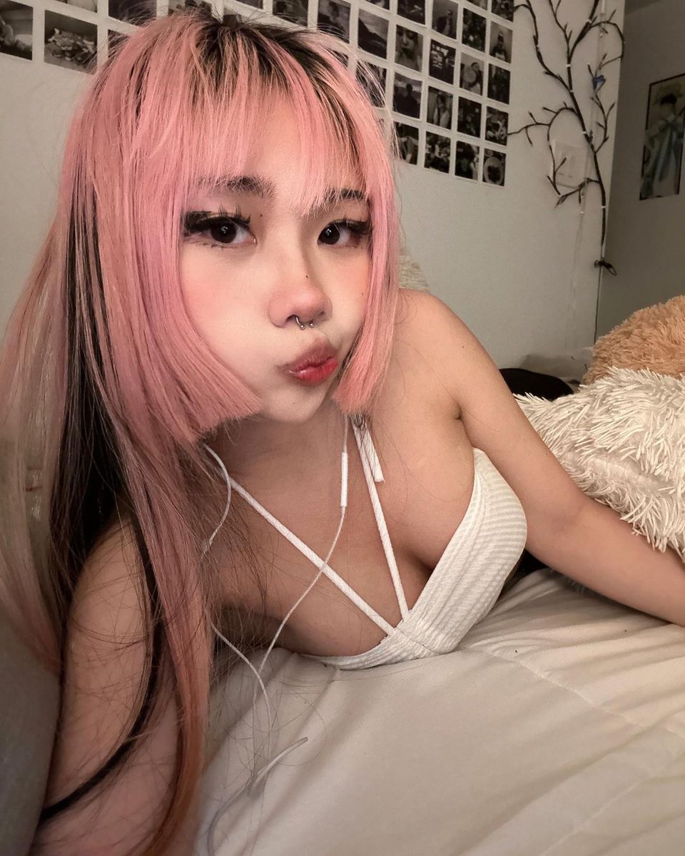 constellyt's tweet photo. https://t.co/7KRnPo4uTT https://t.co/q4WgvWKYiU