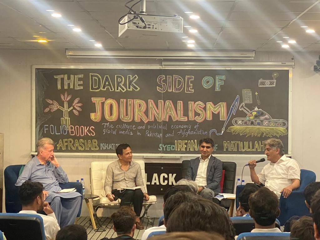 maddywrites43's tweet photo. Evening with Former Senator @a_siab and Senior Journalist @Matiullahjan919 https://t.co/DauKWabegR