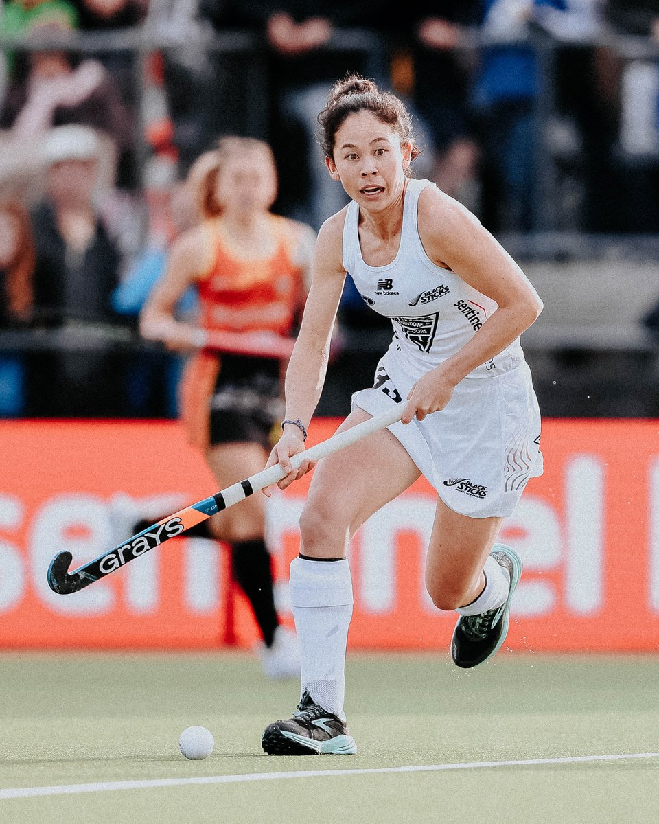 Vantage Black Sticks tweet media