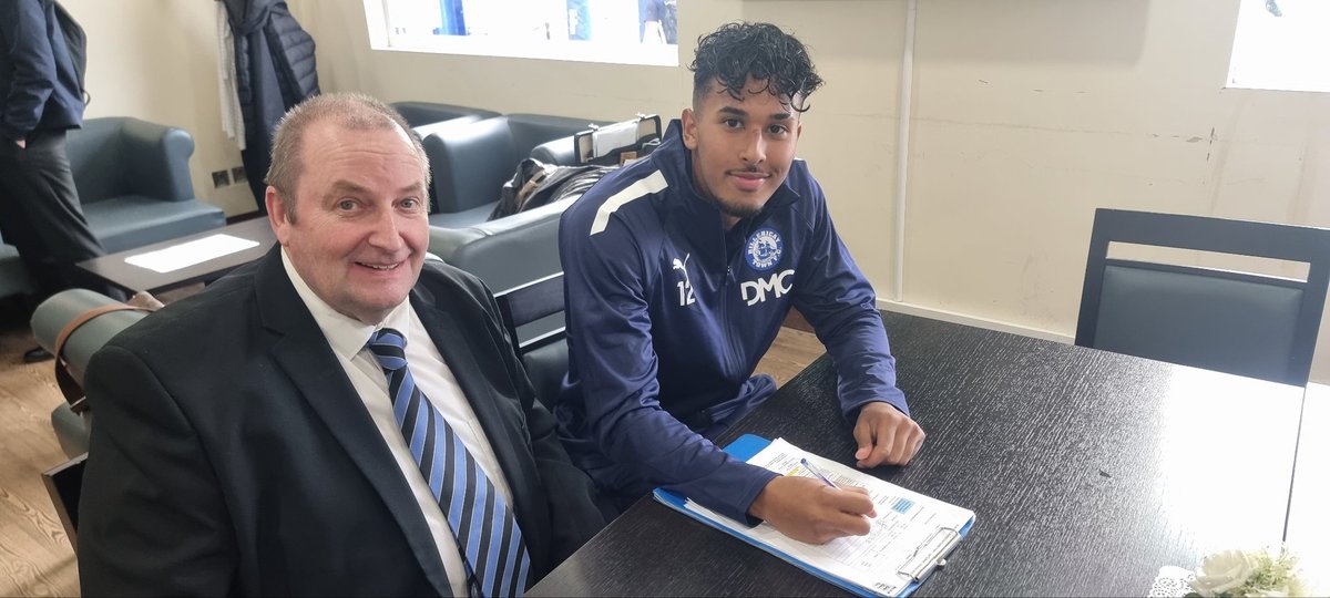 (P) Billericay Town FC tweet media