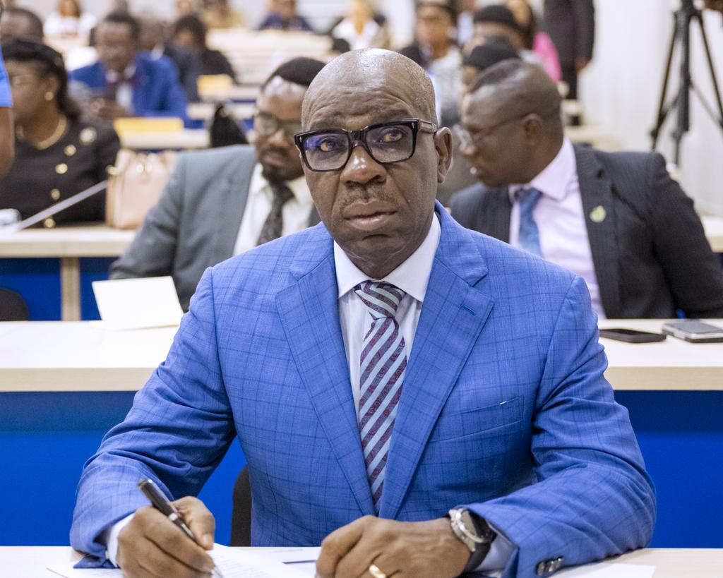 EdoUpdates's tweet photo. π Edo's Transformation Unveiled! ποΈ @GovernorObaseki's game-changing policies have reshaped public service for Edo citizens, delivering efficiency and excellence. Witness the revolution in action! #EdoServiceRevolution #Joopsa #EdoMEGA #InvestInEdo https://t.co/MHe7nZfP55