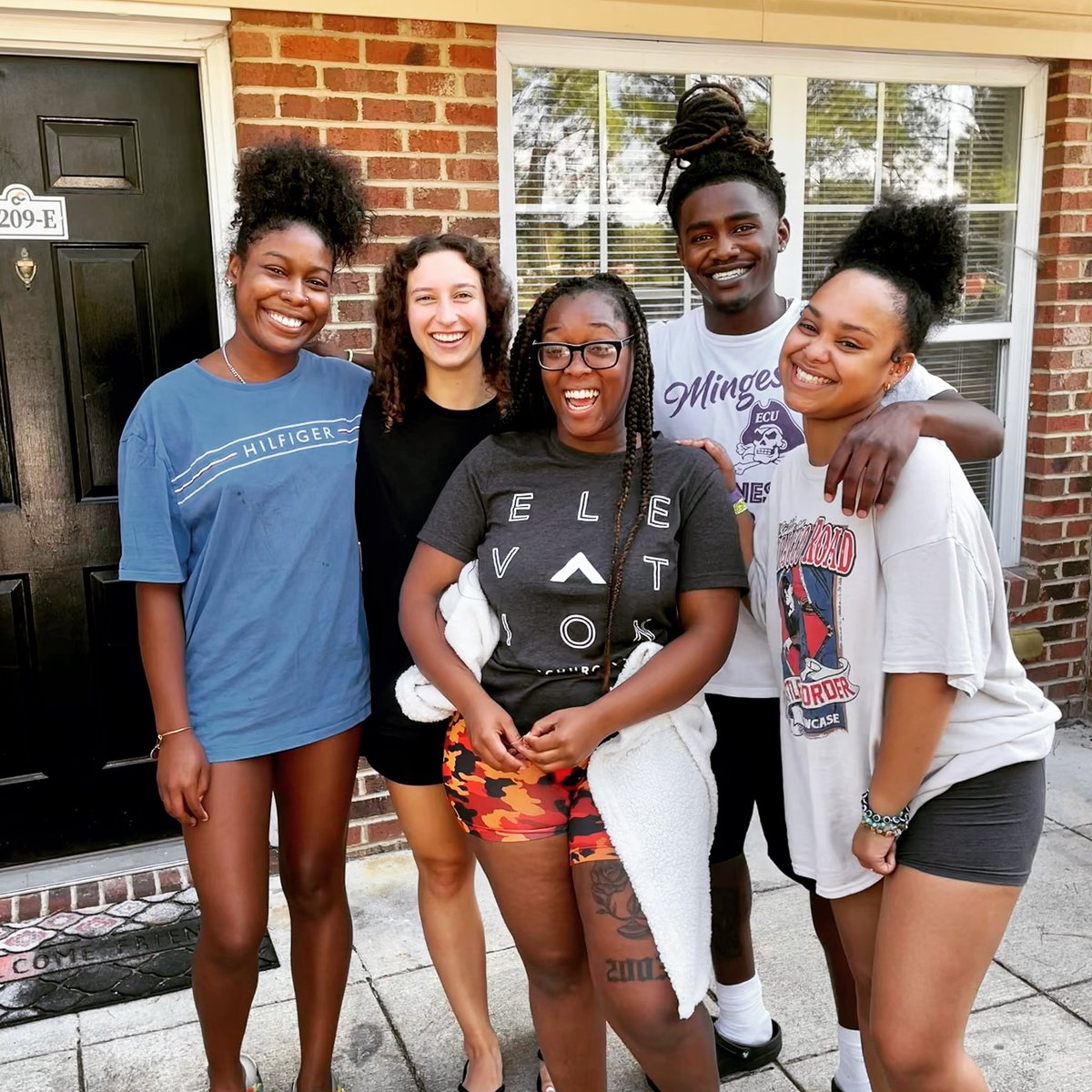 Algenon Cash tweet media