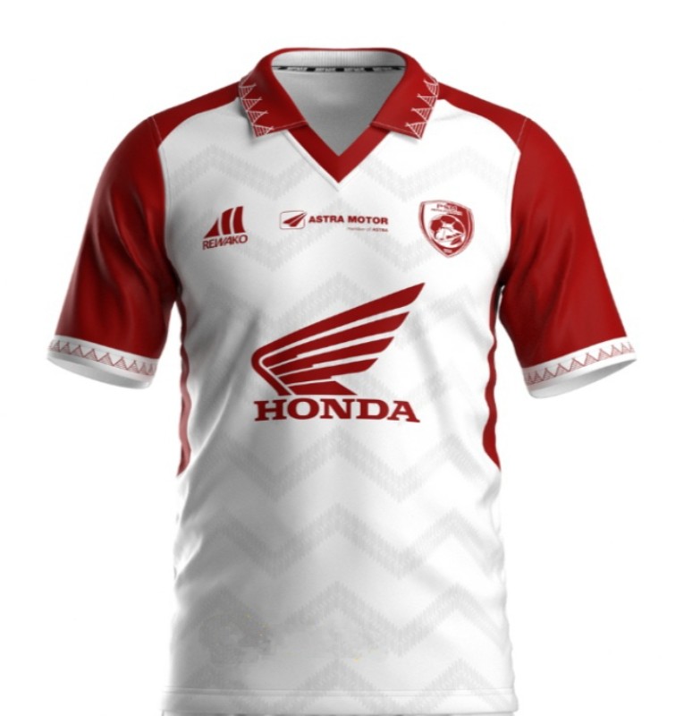 wb_artegrafico's tweet photo. #HiloCasaquero
El @psmmakassar_id que tambien usa mockups para presentar sus camisetas, el diseรฑo con cuello V y solapas, es el mismo en las 2 casacas solo alternando los colores. Marca? #Rewako
6/10 https://t.co/rHdRG0baZo