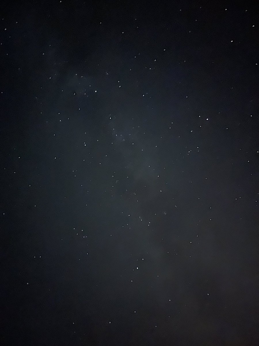 Julilousi's tweet photo. 🌌Wunderschöne Nacht,wie lange nicht mit vielen #Sternschnuppen #Perseiden https://t.co/WmLiVcN7oU
