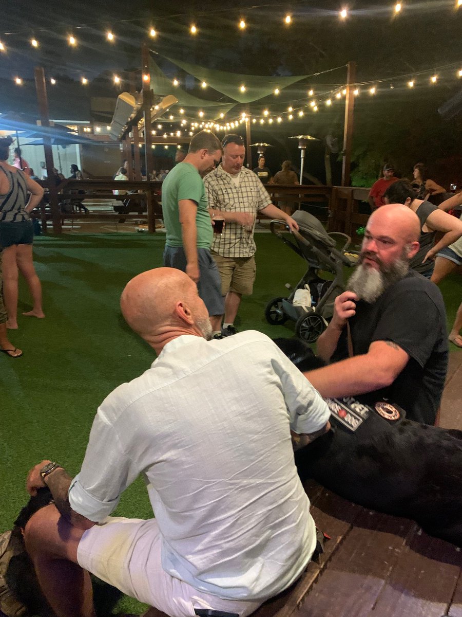 Healing Paws graduate Josh Davis &amp; his service dog Charlie took to the stage to kick off the #weekend with a three-hour performance at 3rd Planet Brewing, Niceville FL.
#HP4Ws