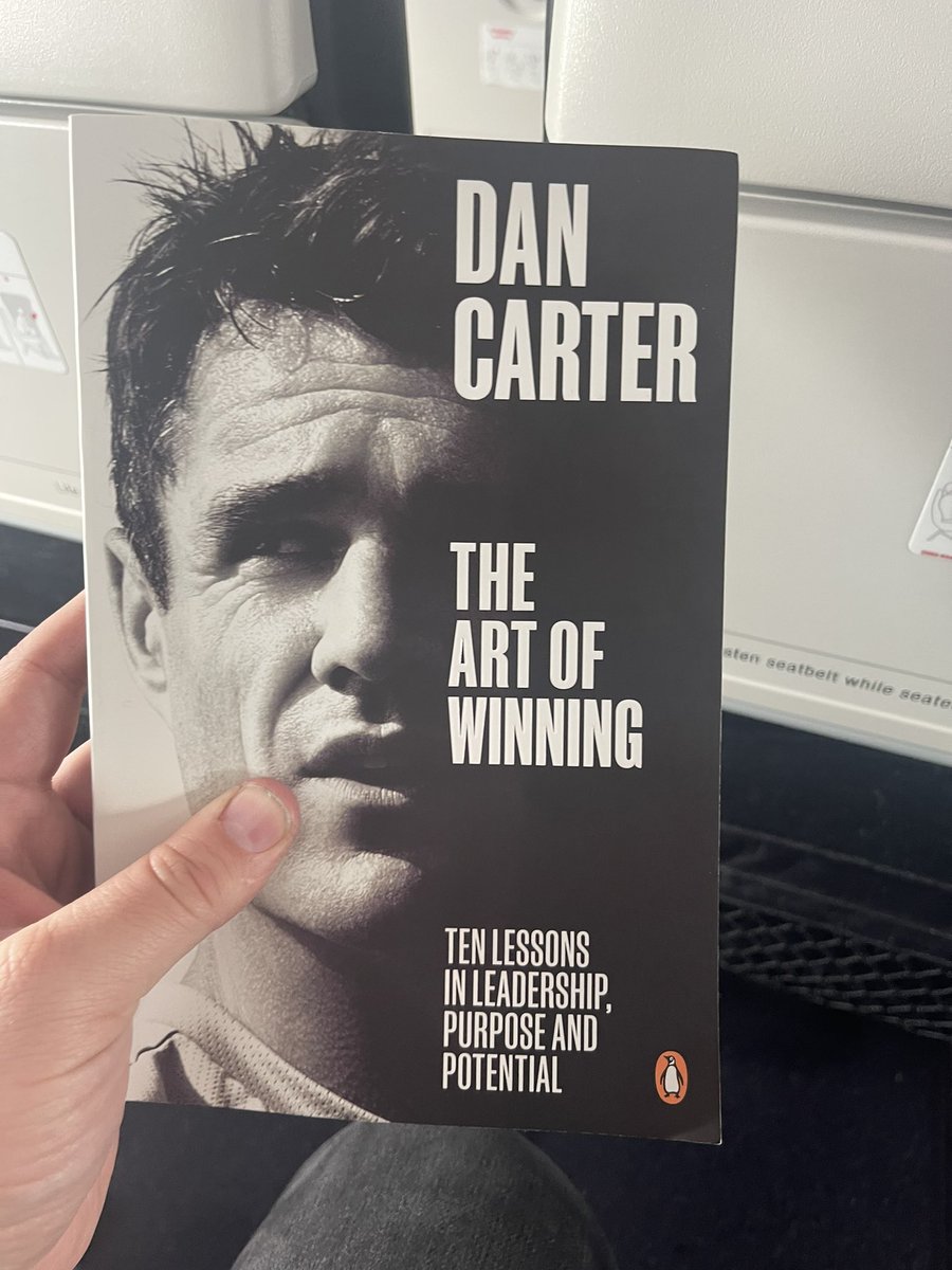 DaveArmstrongnz's tweet photo. Another good trip to AKL, bit of business and personal this trip. 

Now time to chill on the plane and see how far I can get through this book. Anyone else got some good books for flying atm? #book #artofwinning https://t.co/4CGUxQt0dj