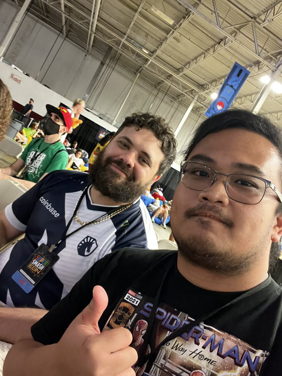 4clovver's tweet photo. Unintentionally took pics with only Team Liquid players this weekend https://t.co/UTRUE69AD4