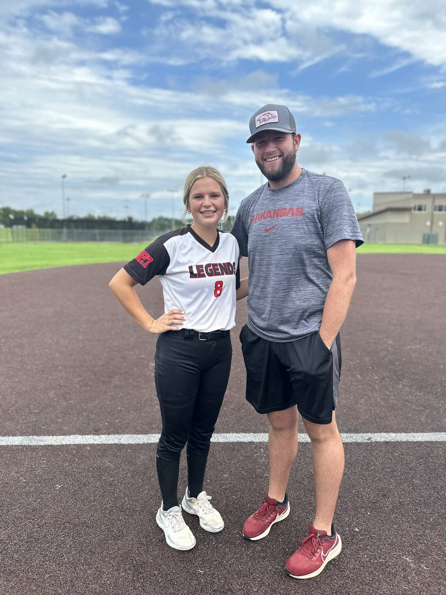 olivia_nations's tweet photo. I had fun attending the NWA college camp! Thank you to all the coaches that came out. @CCRoughridersSB @GoNeoshoSoftbal https://t.co/u1VzMVRkLY