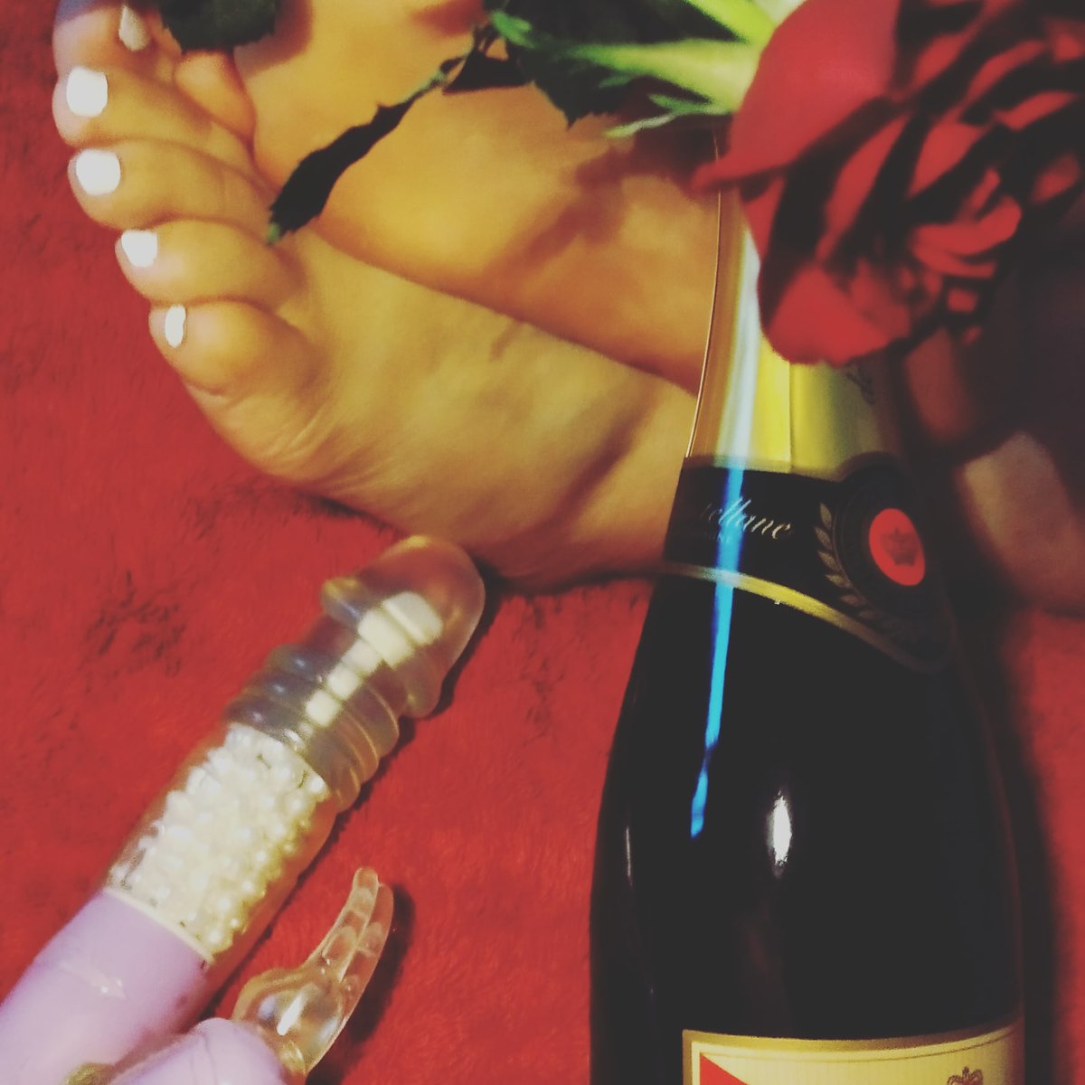 lafeedespieds__'s tweet photo. #feetpic #feet_lover #pieds https://t.co/aOkjrNLZ0R