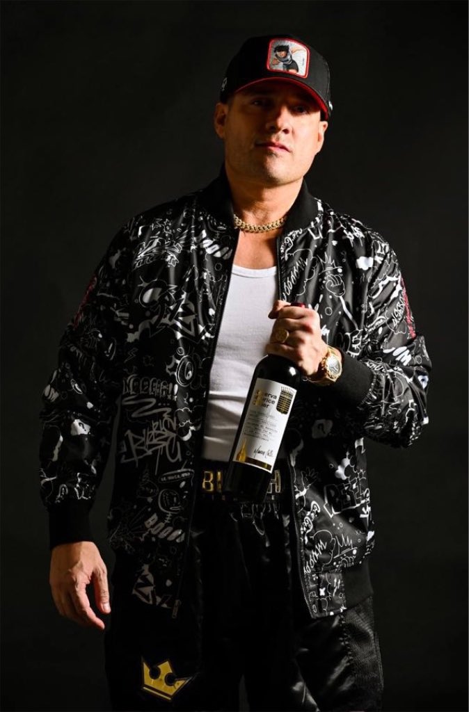 MerlotDelPatrón tweet media