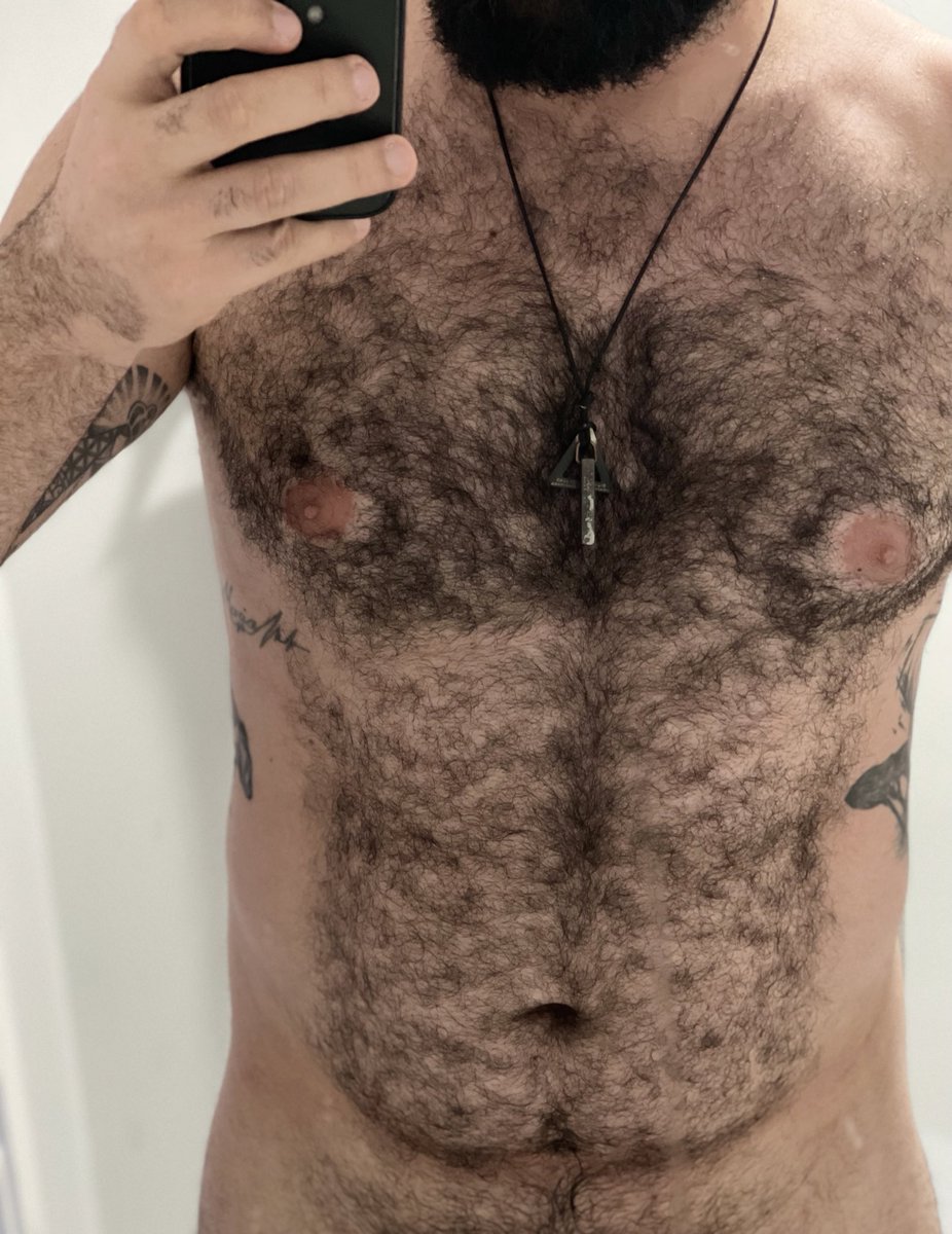 Quem curte um ursinho ai deixa um “like”, quem ama “Comenta”, quem quer um, da “RT”. 
.

Who likes a teddy bear there leaves a "like", who loves "Comment", who wants one, from "RT".