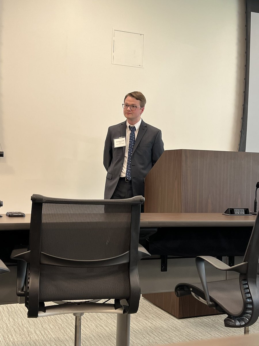 KevinWatsonJrMD's tweet photo. Great day of learning today at Midwest Gut Club. Always good to learn and discuss with neighboring institutions. @ACHPeds own Dr Sapna Khemka and Dr Micah Morris got valuable experience presenting their scientific abstracts. #MedTwitter #pedsgi https://t.co/XPIGwqgQbs