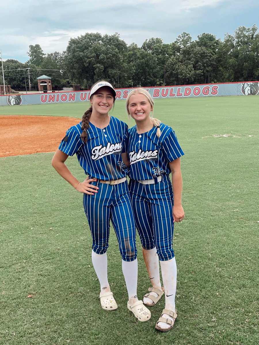 LauraButler79's tweet photo. Macy had a great day @uuathleticssb softball camp. We hope it stays top on her list of colleges. We already know we love and trust @drdub_uu leadership, and Coach Sturner is a huge asset to the university.  Her love for the Lord is so evident in her life, https://t.co/9DS0zOhi2T