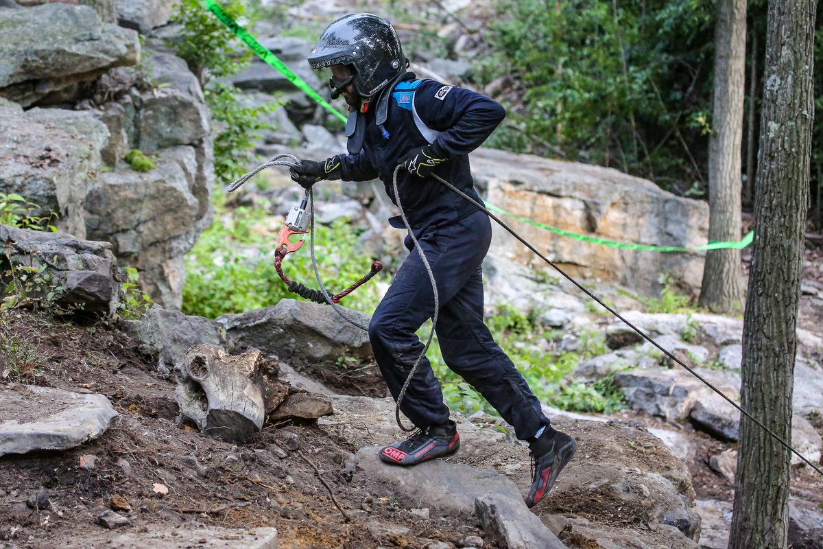 #SaturdayNightShoutout to some of the hardest working dudes all weekend when racing at Famous Reading Outdoors a few weeks ago. Hats off to the co-dawging heroes. You guys ROCK! #Ultra4USA