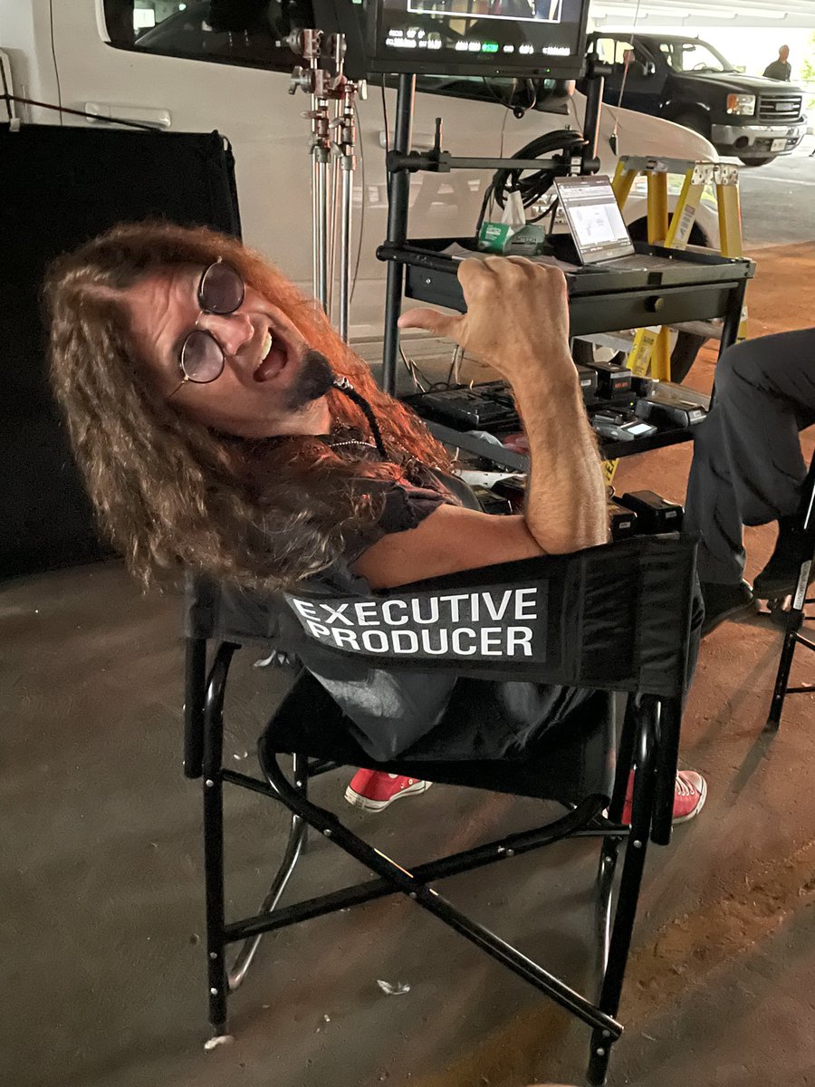DarrellDWaRf's tweet photo. Hanging on a movie set all week. One of the only games in town with the strike on. #Drummerslife #MovieBiz #CanadianIndy https://t.co/BWyJ3oDZ2k