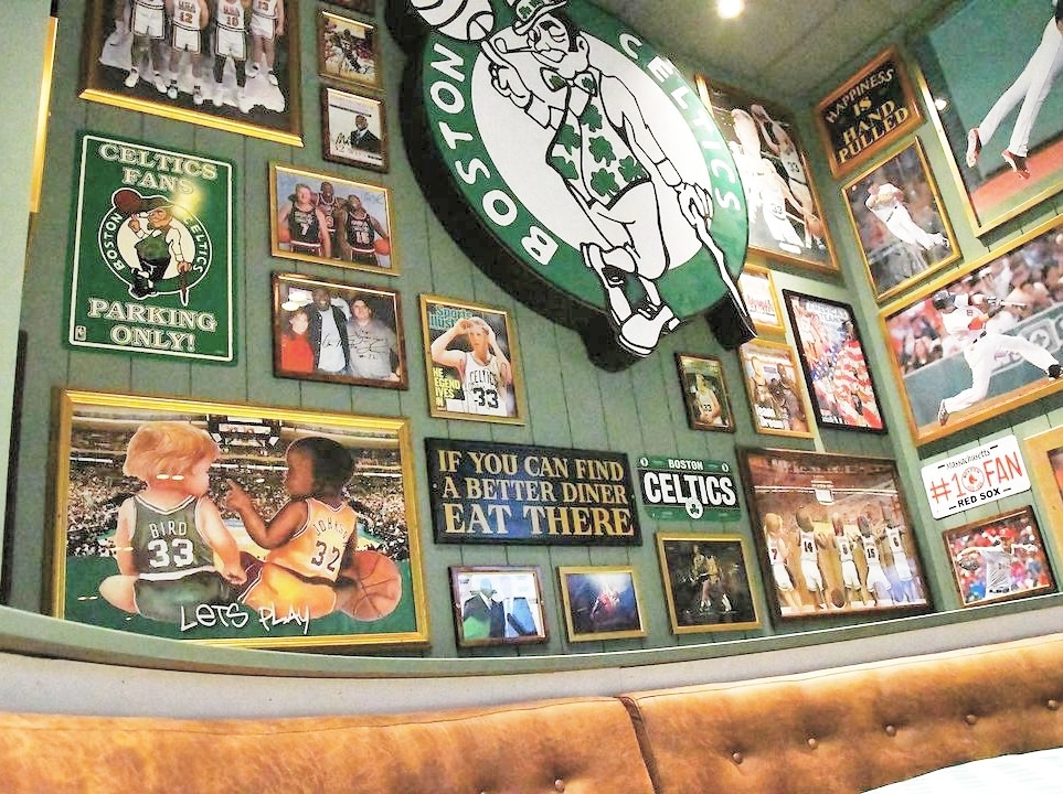 O'Learys Restaurant opened in 1988 as Sweden's first genuine American sports bar after the founder visited Boston and fell in love with Boston bars and the city's sports scene. O'Learys today has more than 120 restaurants in Europe and Asia today.