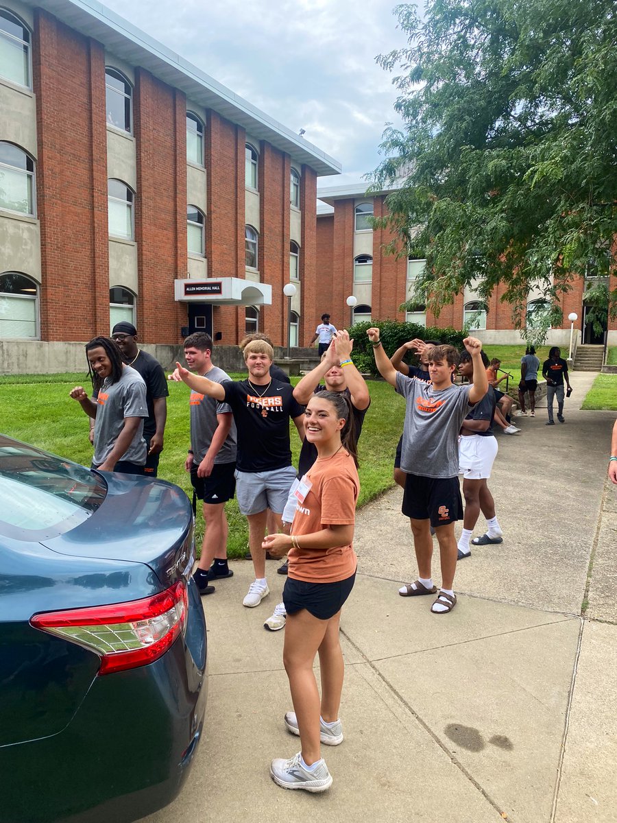 Georgetown College Football tweet media