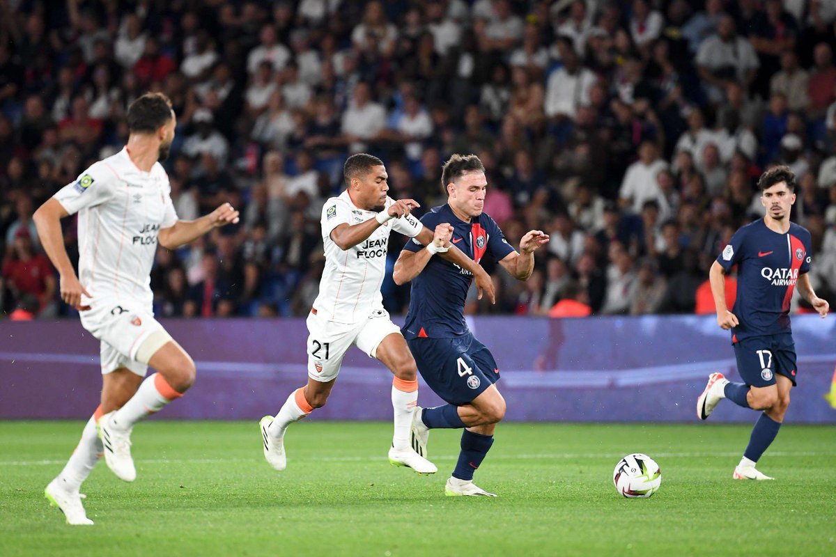 PSG_Univers's tweet image. 📸| Manuel Ugarte 🇺🇾 VS Lorient 🔥

#PSGFCL | #PSGLorient