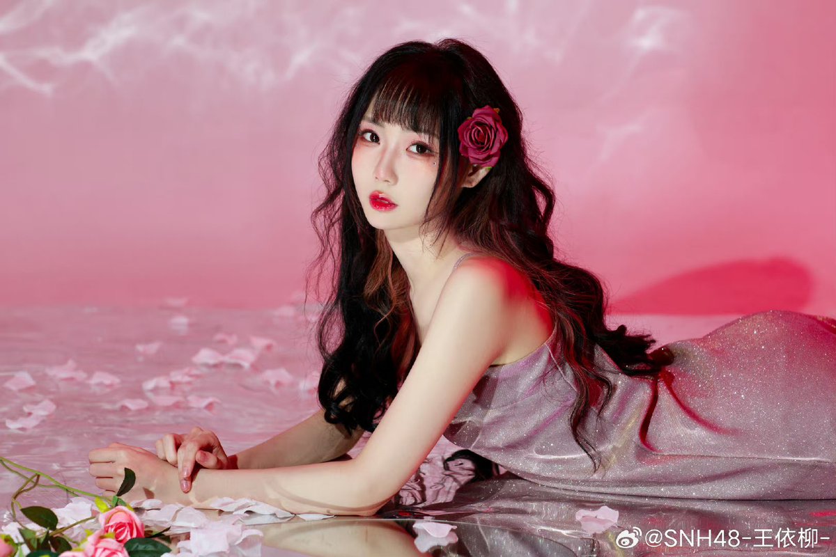 wang yiliu archive tweet media