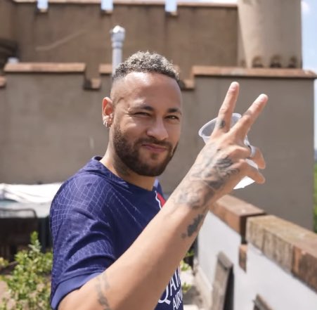 markitooo__'s tweet photo. @CanalSupporters il manque cet homme https://t.co/K27pr8kaFw