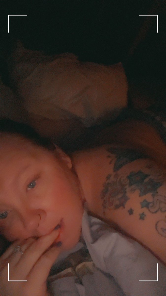 FNgypsy84's tweet photo. Who wants to cuddle 😏 I get to be the little spoon https://t.co/Hb8BTKvAOq