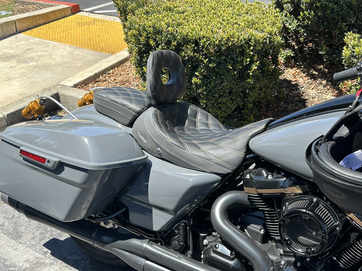 RGBeanz's tweet image. John Wayne Would Approve 

Shoutout to #CORBIN for bringing joy to my Arss 💪👍