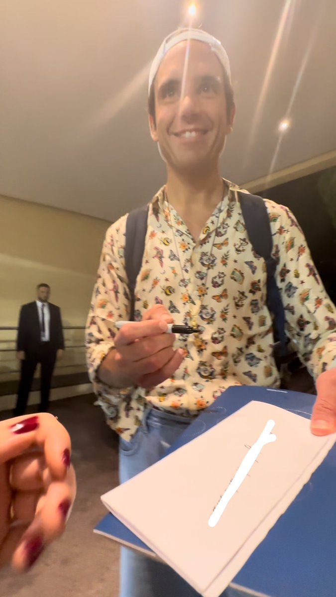mikasbanana's tweet photo. with @ohtinylove we’re going to get his tatoo in 3 weeks 🥹
look how he’s smiling (thinking we’re crazy ahahah) https://t.co/xKacCeftwF