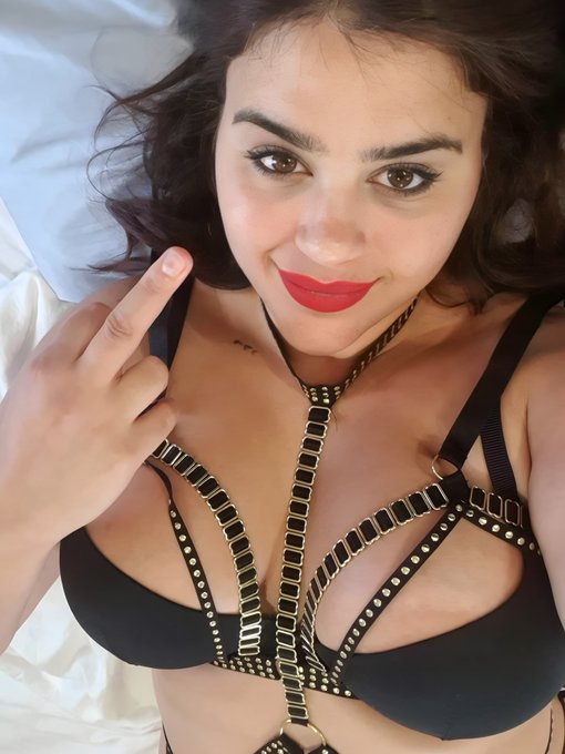 You can find my videos and more here: -ONLYFANS: https://t.co/OpoKImviJ2 -LOYALFANS: https://t.co/77imNFA49N -Tributes/Gifts: