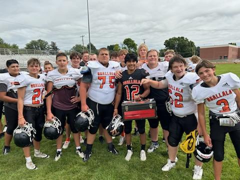 OgallalaFB's tweet photo. Week 1 in the books!
This guy came to WORK this week!!
Jorge Carrizalez 🧰
Week 1 Impact Player of the week!!
#LCT
#ImpactPlayer
#FightOn
#PrairiePlaymaker https://t.co/iwB5HGOY7D