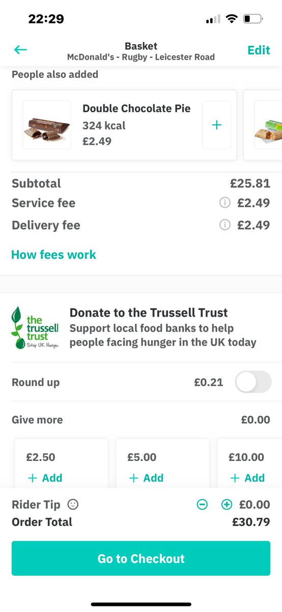 antisocialone7's tweet photo. @Deliveroo why is it that the offer page quite clearly shows delivery is free for premium customers but when we try to order from macdonalds a delivery fee is charged. Needless to say, we didn’t bother to order from you again https://t.co/NYLGLN9e5Q