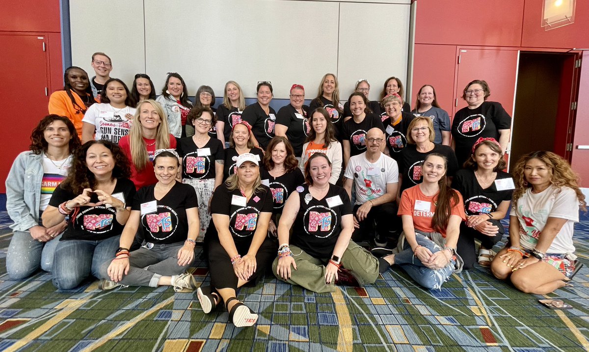 Loved finally meeting these wonderful humans in person! ❤️❤️❤️<a href="/MomsDemand/">Moms Demand Action</a> #teamsocial #GSU2023