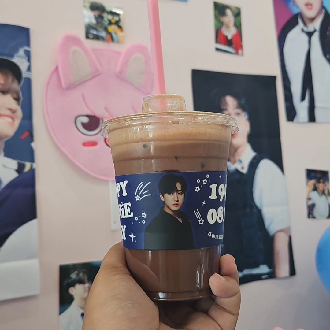 .⋅ ☆ D-DAY ☆ ⋅.

COME &amp; CELEBRATE CHANGBIN'S BDAY WITH US!!!

#Changbin #HappyBinnieDay 
#IntoTheSeolarSystem 
#StrayKids