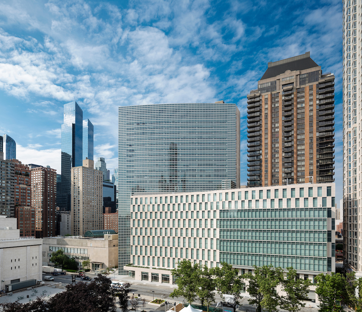 FordhamLawNYC's tweet photo. Learn how @PeiCobbFreed Partners Henry Cobb and Yvonne Szeto came up with the vision and design for Fordham Law's 22-story Lincoln Center campus. https://t.co/YB4FlAGXgf https://t.co/LB8wMeFpvC