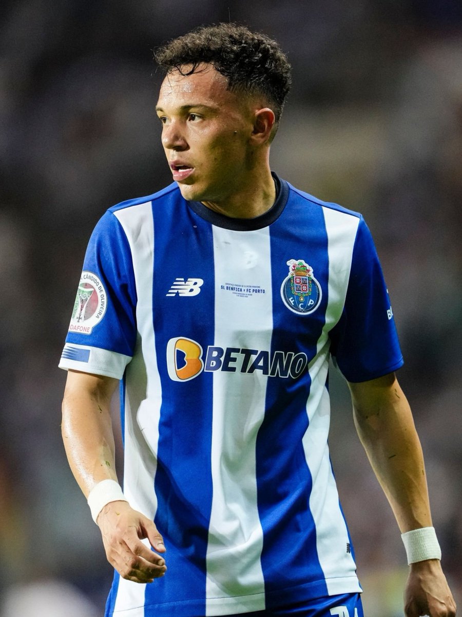 Com João Mário totalmente recuperado, Pepê deverá voltar a subir no terreno em Moreira de Cónegos 😌💙