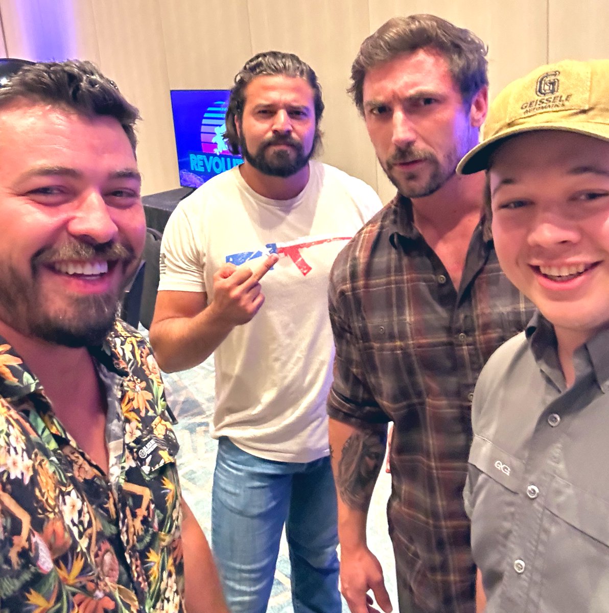 DonutOperator's tweet image. Don’t mind my best friend, he’s just RUNNING FOR CONGRESS