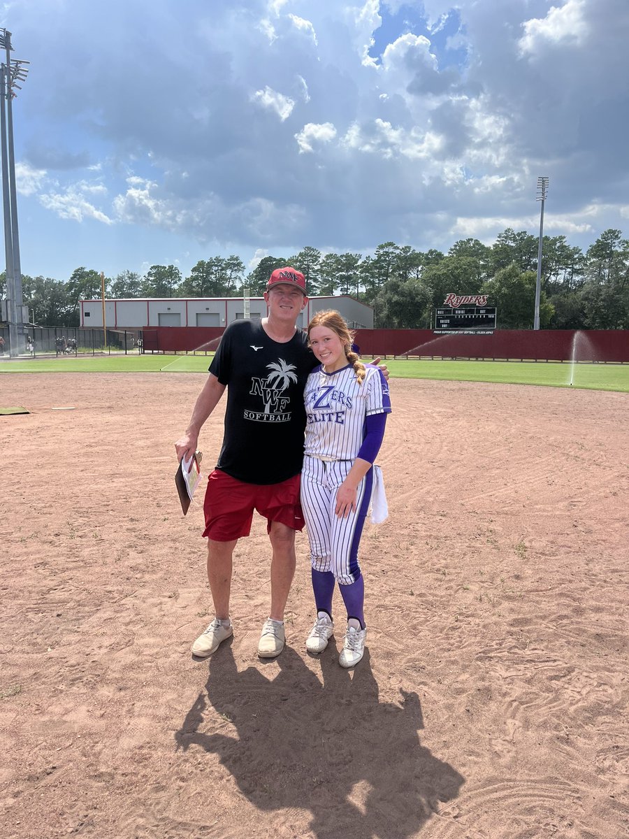 KamrynCancienne's tweet photo. Had a great day at @NWFRaiders_SB camp. Thank you @AndyLeeNWF for today!!
@BlaZerelitemain 
@shelby_lewis44 
@wilcombemadison https://t.co/JriDFeoGvq