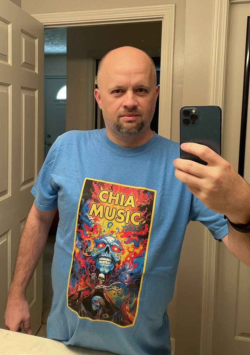 steppsr's tweet photo. Quality on this one seems to be better, plus it’s a regular 100% cotton tee. Grab one if you like it. https://t.co/dgLaNmSpuA https://t.co/ymQSStxLbE