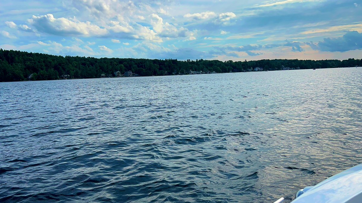 CardiacDrop's tweet photo. Beautiful day out on the lake today… 🚤 🌊 #SummerSaturdays ☀️ https://t.co/GYCthRAJVl