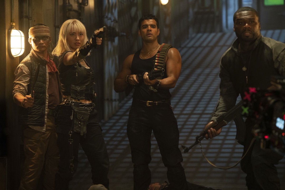 wassernixlein's tweet photo. New Official Stills of #LevyTran in #Expend4bles (via @RopaCarlo)
#Expendables4 https://t.co/xBX2rwPAJc