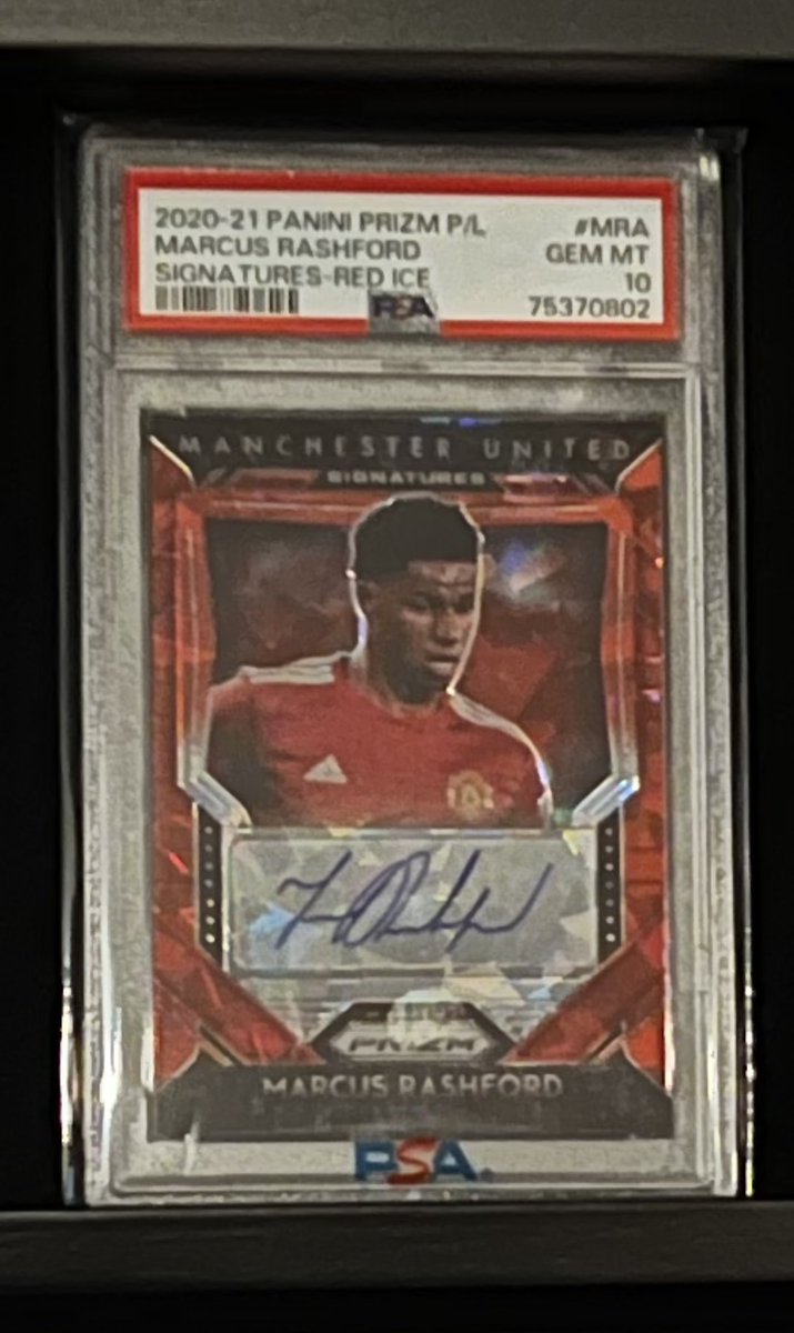 PSA__Sports's tweet photo. @LAcarddude Harvey Elliot $50
Jude Bellingham $150
Rashford Red Ice (pop 2) $700 https://t.co/EVObD8cZoJ