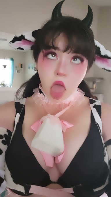 We Are Live! ♡ https://t.co/uGKsXxfus0 https://t.co/fh06DMzV7W