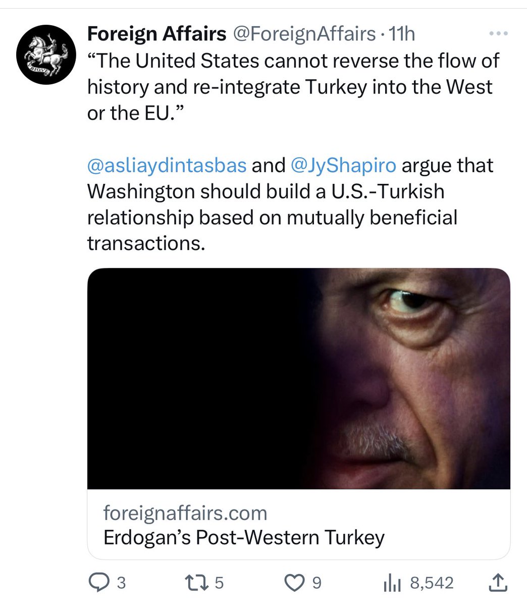NickBloomerBro's tweet photo. Thought this was a picture of Steve Buscemi for a second. https://t.co/tbSzTg4egT