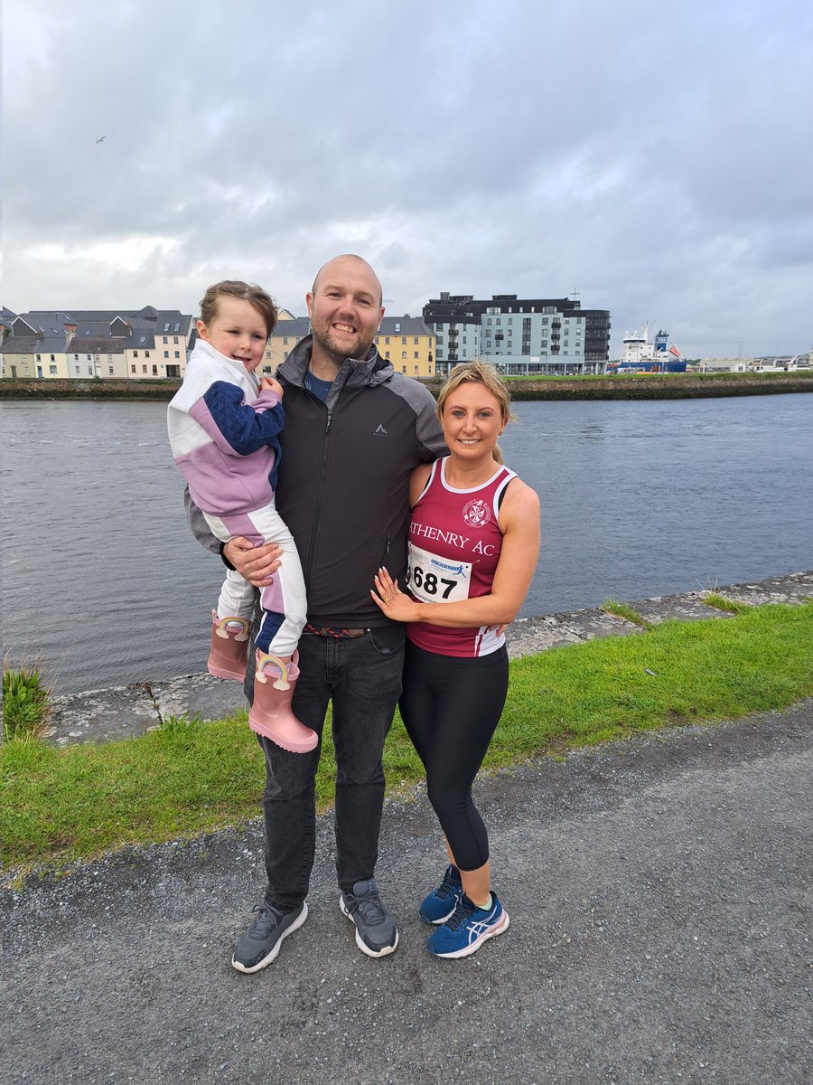 orlafahy21's tweet photo. A new PB....37 mins 14 seconds @StreetsofGalway great race and atmosphere this eve ๐ ๐โโ๏ธ https://t.co/2VjWFsEFPb