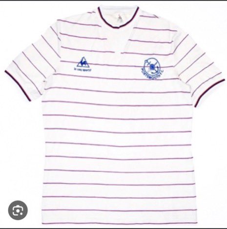 Fareham_Blue's tweet photo. @pompeyretro @Pompey_Goals This one.. https://t.co/jvF7L8hHa2