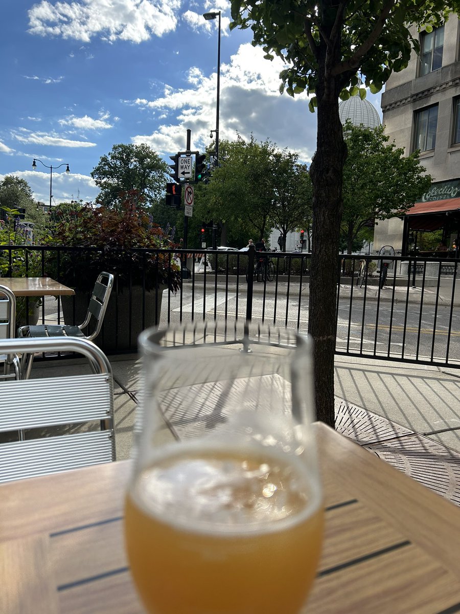 SplitterMW's tweet photo. When I’m not throwing INTs in NCAA Football 14, I’m enjoying a beer on the Capitol Square #Madison #isthmus #capitolsquare https://t.co/5P674UL5Ps