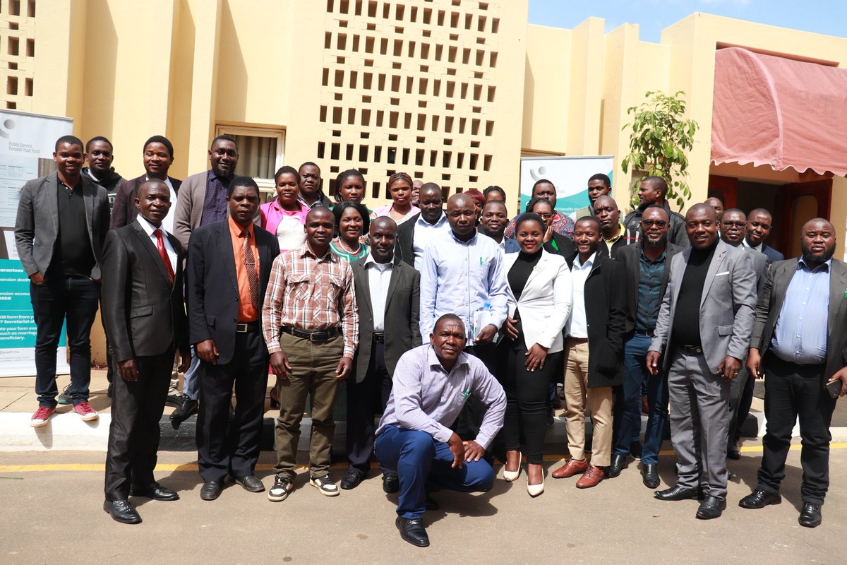 psptfmw's tweet photo. Member's sensitisation is our priority. We met leaders and representatives from Teachers Union of Malawi, Agriculture Technician Union of Malawi, National Organisation of Nurses and Midwives, Secondary School Teachers Union, Civil Servants Trade Union and Local Government Union. https://t.co/hmfiU0LqGm