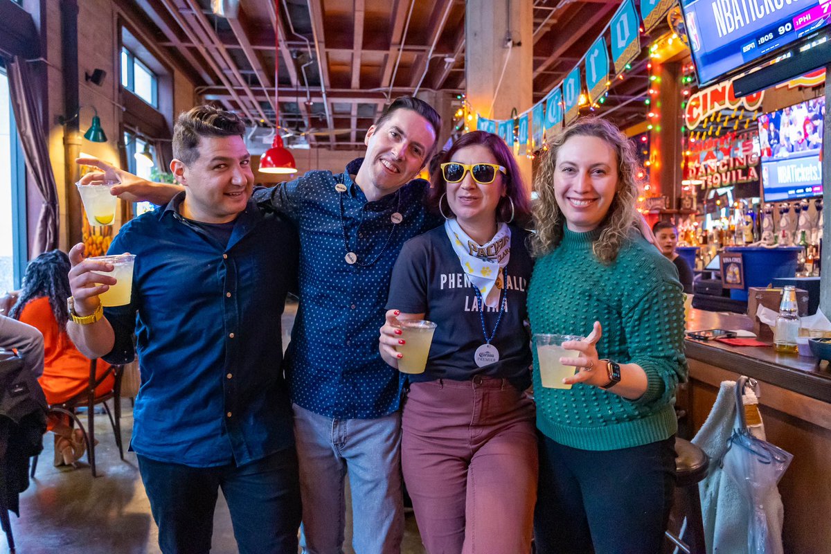 cadillacsf's tweet photo. Saturdays were made for friends, drinks, and good times at Cadillac Bar &amp; Grill! https://t.co/0qDMYAmm93